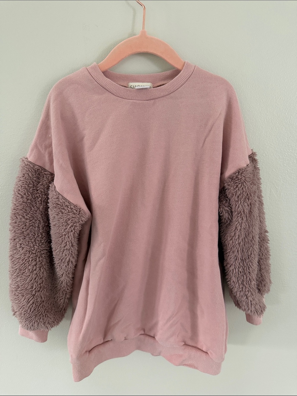 Siaomimi Dusty Rose Crewneck with Plush Texture